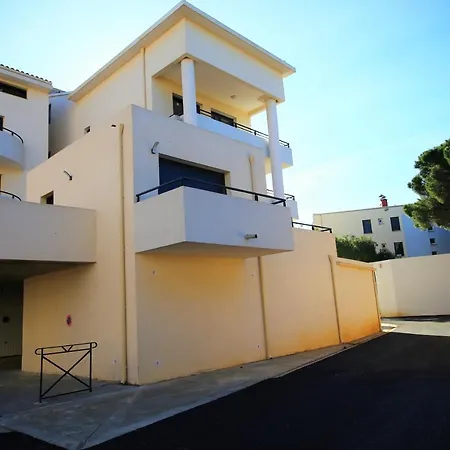 Apartment Studio *