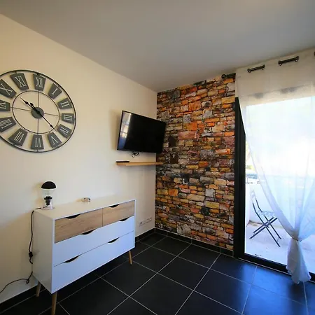 Studio * Calvi (Corsica)